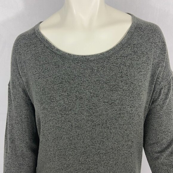 Athleta Luxe Pose Thumb Hole Gray Marled Tunic Top Shirt Size M NWOT - Picture 3 of 5